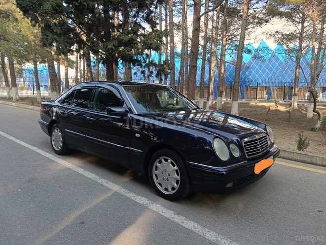 Mercedes E 240 1997, 318,000 km - 2.4 l - Sumqayıt