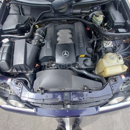 Mercedes E 240 1997, 318,000 km - 2.4 l - Sumqayıt