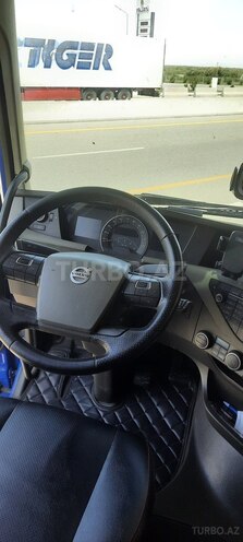 Volvo FH 460 2017, 1,017,000 km - 13.0 l - Gəncə