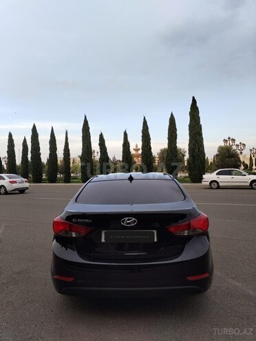 Hyundai Elantra 2015, 271,979 km - 1.8 л - Gəncə