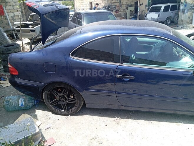 Mercedes CLK 200 1998, 555,000 km - 2.0 l - Salyan