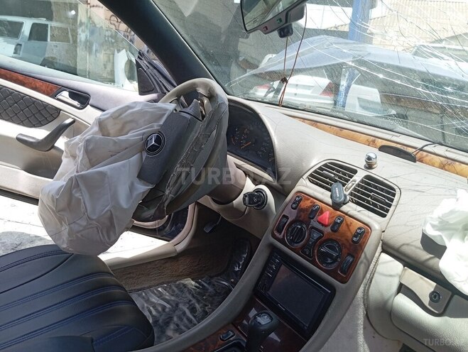 Mercedes CLK 200 1998, 555,000 km - 2.0 l - Salyan