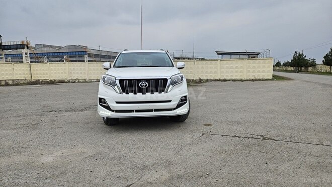 Toyota Land Cruiser Prado-6