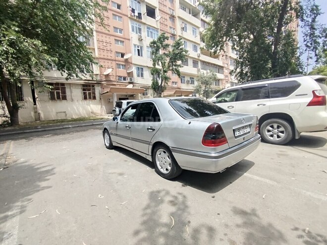 Mercedes C 200 1997, 389,652 km - 2.0 l - Bakı