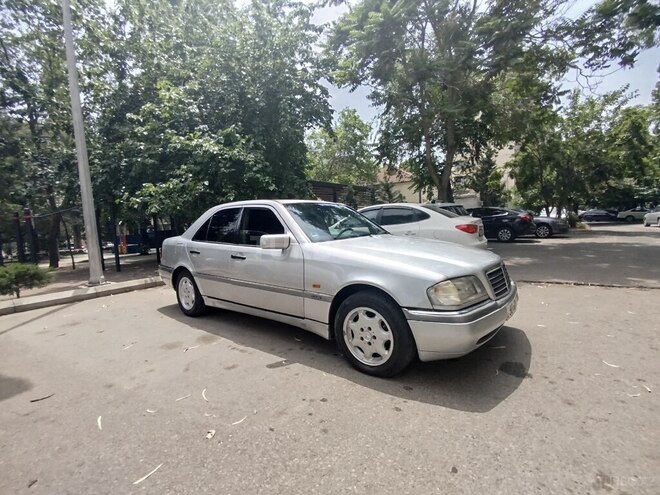 Mercedes C 200 1997, 389,652 km - 2.0 l - Bakı