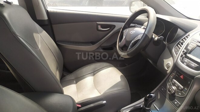 Hyundai Elantra 2015, 131,966 km - 1.8 l - Bakı