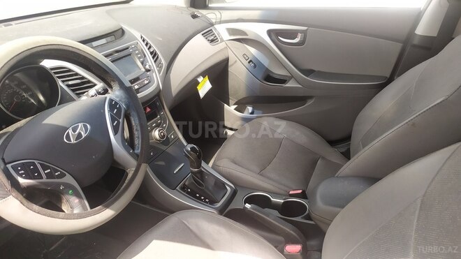 Hyundai Elantra 2015, 131,966 km - 1.8 l - Bakı