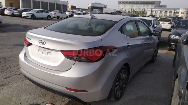 Hyundai Elantra 2015, 131,966 km - 1.8 l - Bakı