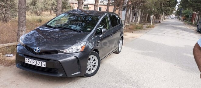 Toyota Prius V 2015, 293,800 km - 1.8 l - Bakı