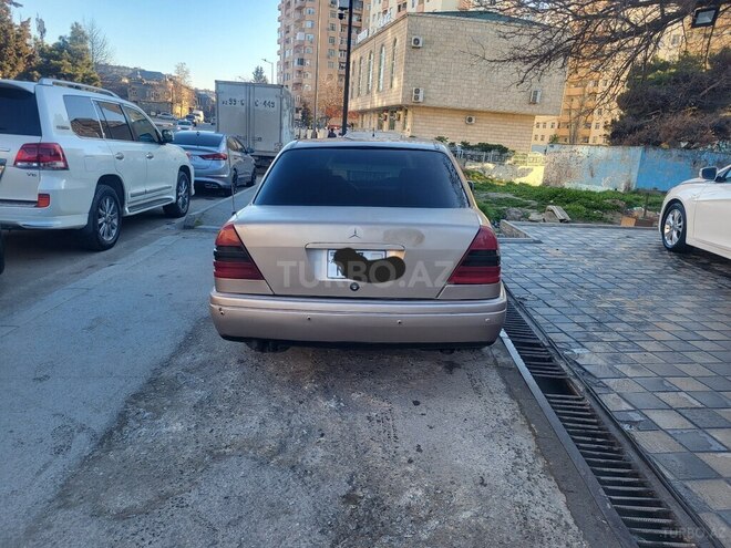 Mercedes C 220 1994, 325,800 km - 2.2 l - Bakı