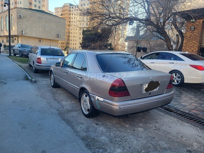 Mercedes C 220 1994, 325,800 km - 2.2 l - Bakı