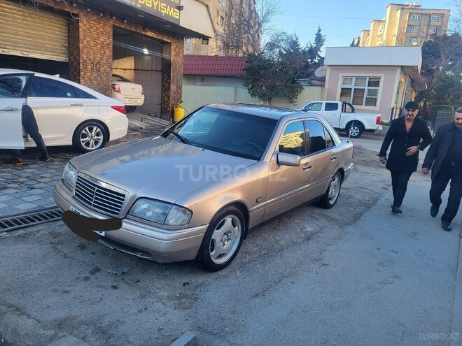 Mercedes C 220 1994, 325,800 km - 2.2 l - Bakı