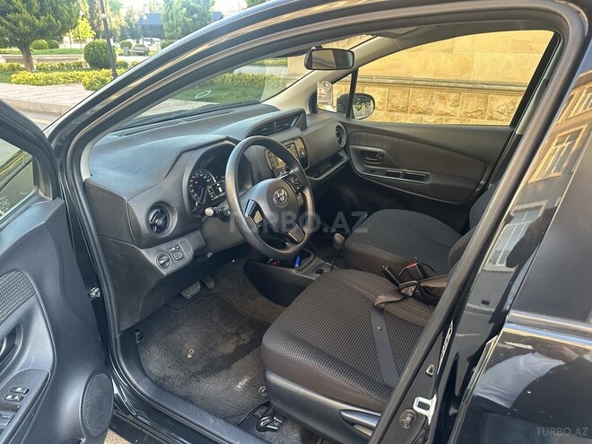 Toyota Vitz 2017, 39,500 km - 1.5 l - Bakı