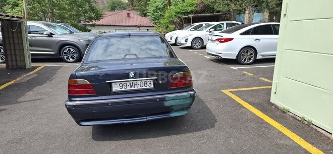 BMW 740 2001, 240,000 km - 3.9 l - Bakı