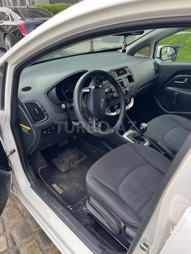 Kia Rio 2015, 195,000 km - 1.6 l - Bakı