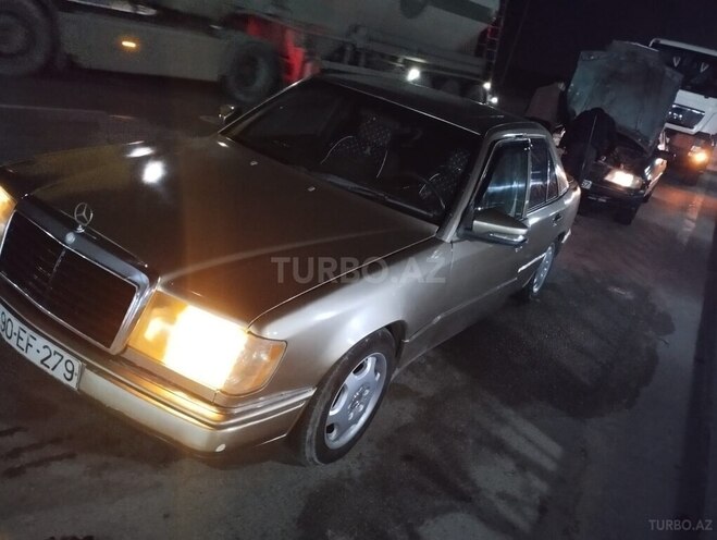 Mercedes E 200 d 1990, 255,000 km - 2.0 л - Bakı