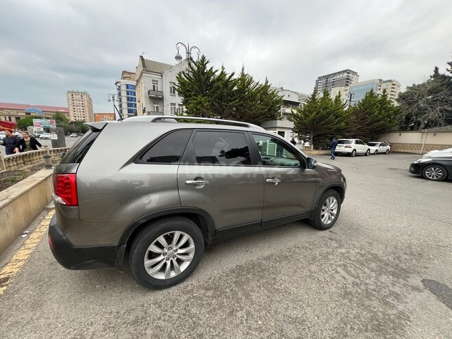 Kia Sorento 2011, 209,000 km - 2.0 l - Bakı