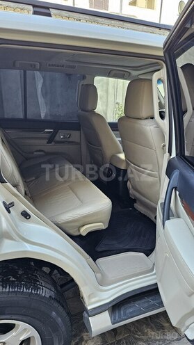 Mitsubishi Pajero 2008, 192,000 km - 3.0 l - Bakı