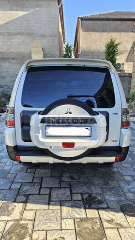 Mitsubishi Pajero 2008, 192,000 km - 3.0 l - Bakı