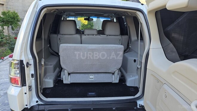 Mitsubishi Pajero 2008, 192,000 km - 3.0 l - Bakı