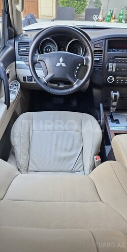 Mitsubishi Pajero 2008, 192,000 km - 3.0 l - Bakı