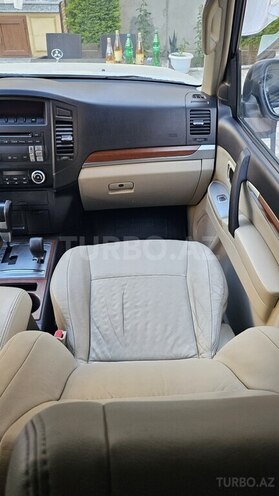 Mitsubishi Pajero 2008, 192,000 km - 3.0 l - Bakı