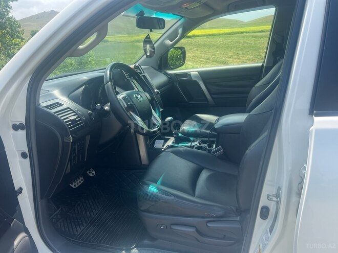 Toyota Land Cruiser Prado 2011, 156,000 km - 2.7 л - Ağstafa