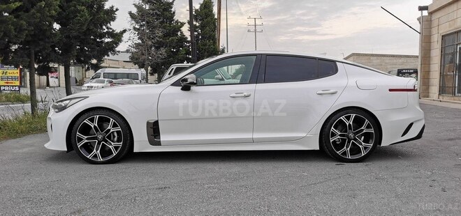 Kia Stinger-3