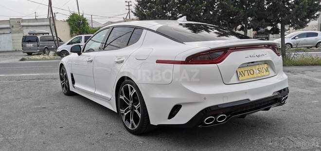 Kia Stinger-10
