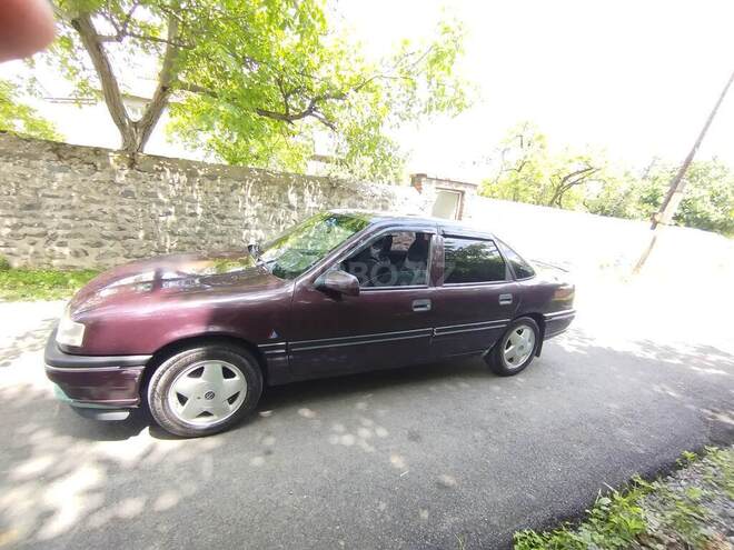 Opel Vectra 1994, 445,421 km - 1.7 l - Zaqatala