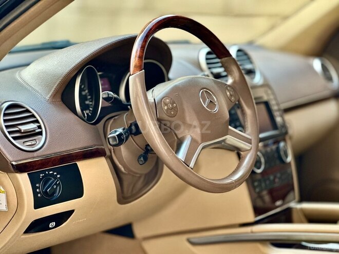 Mercedes GL 550 2008, 215,000 km - 5.5 l - Bakı