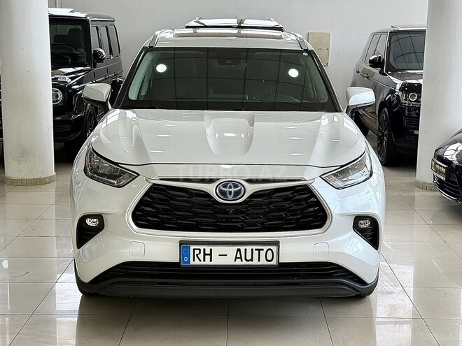 Toyota Highlander-2