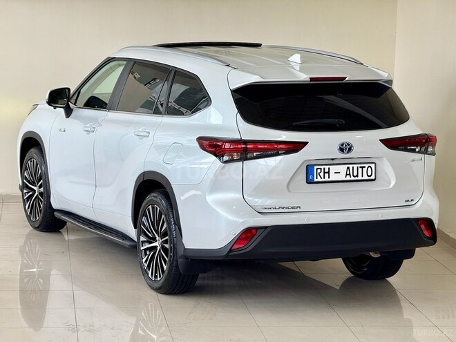Toyota Highlander-4