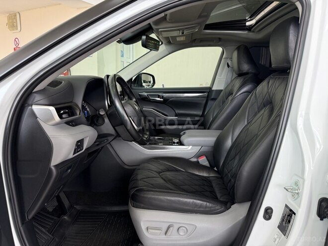 Toyota Highlander-7