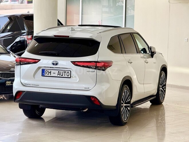 Toyota Highlander-6