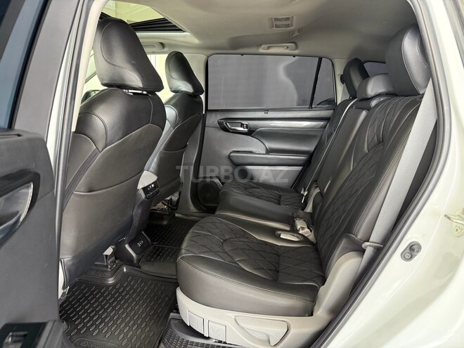 Toyota Highlander-10