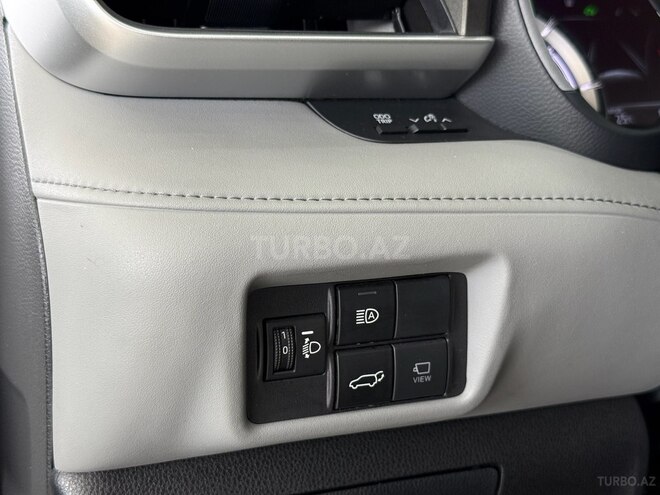 Toyota Highlander-21