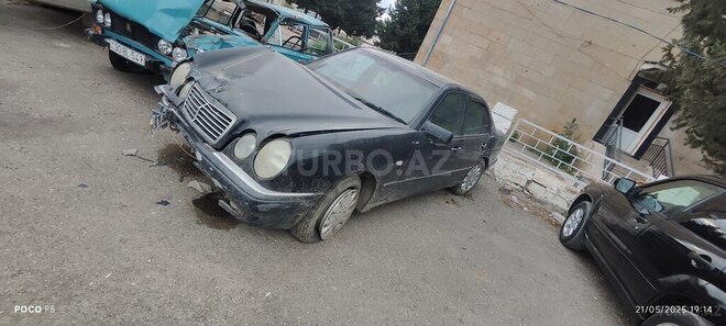 Mercedes E 240 1998, 333,000 km - 2.4 l - Ağsu