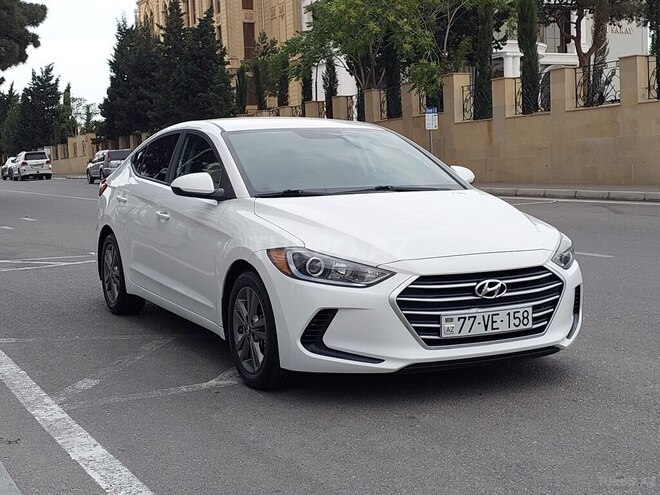Hyundai Elantra 2016, 130,000 km - 2.0 l - Bakı