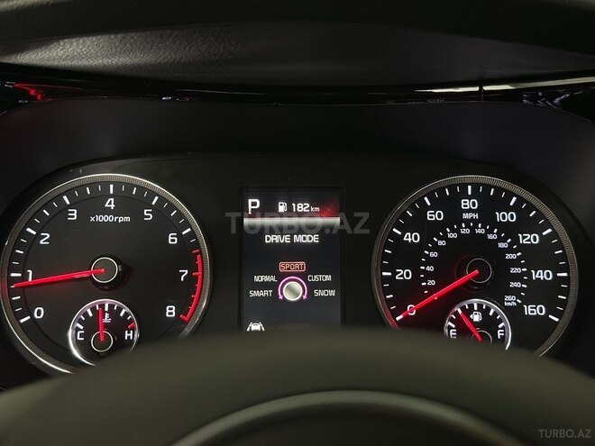 Kia K5-30