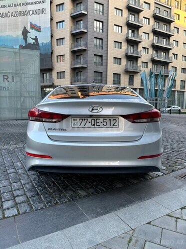 Hyundai Elantra 2018, 26,888 km - 2.0 l - Bakı