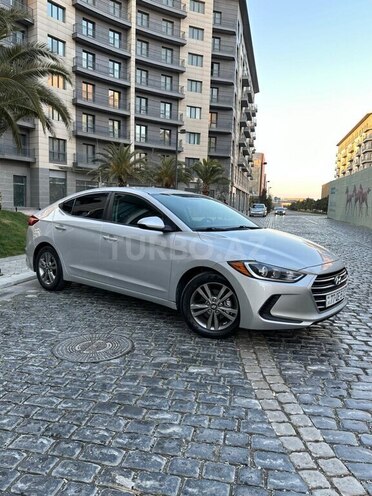 Hyundai Elantra 2018, 26,888 km - 2.0 l - Bakı