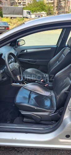 Opel Astra 2005, 218,000 km - 1.4 l - Bakı