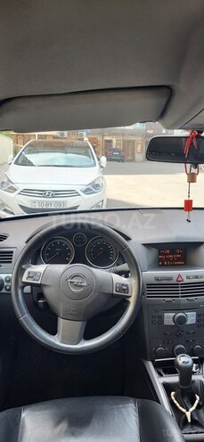 Opel Astra 2005, 218,000 km - 1.4 l - Bakı