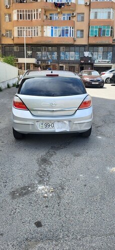 Opel Astra 2005, 218,000 km - 1.4 l - Bakı