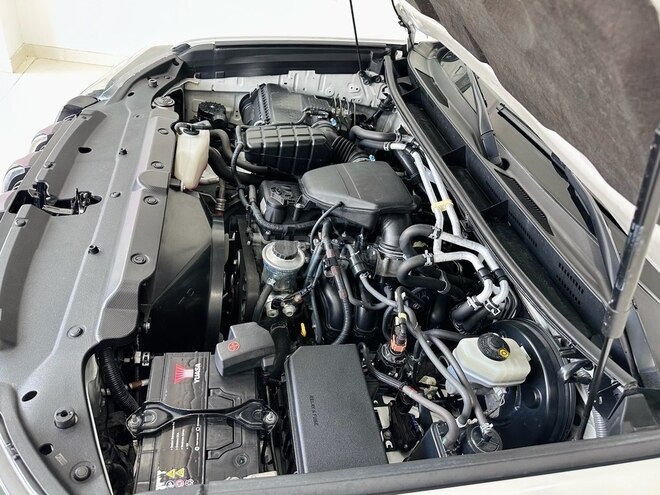 Toyota Land Cruiser Prado-6