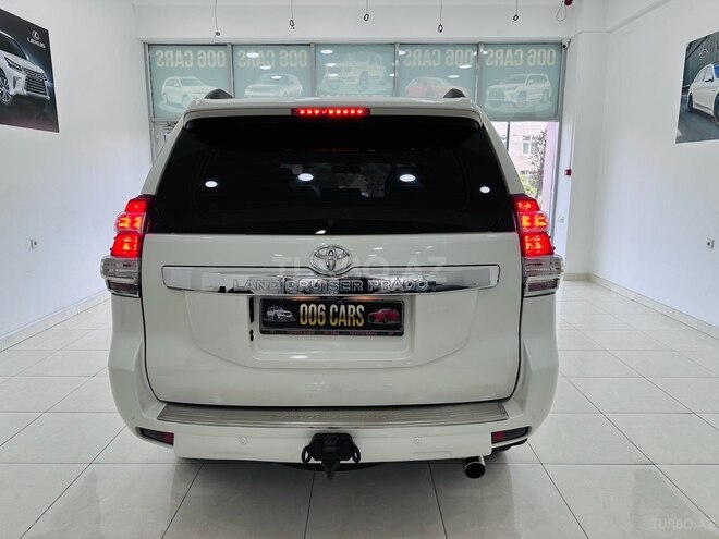 Toyota Land Cruiser Prado-9