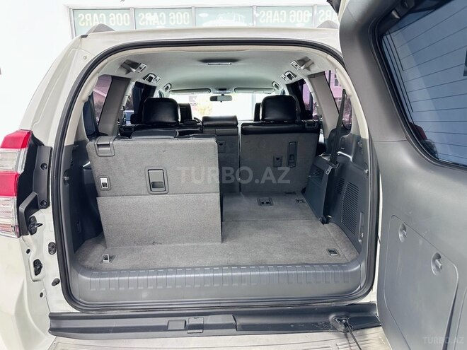 Toyota Land Cruiser Prado-15