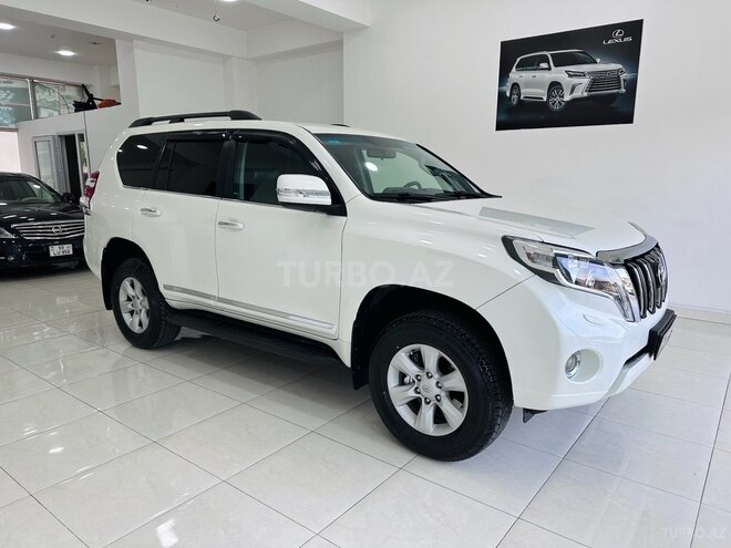 Toyota Land Cruiser Prado-24