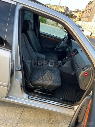 Mercedes C 180 1999, 265,321 km - 1.8 l - Bakı